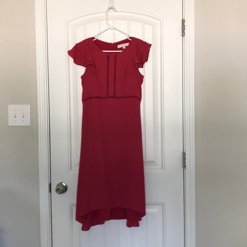 Cute float loft dress, only worn once!